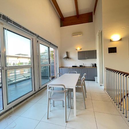 Accomodo Mit48 Trivanotortona Apartment Milan Bagian luar foto