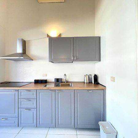 Accomodo Mit48 Trivanotortona Apartment Milan Bagian luar foto