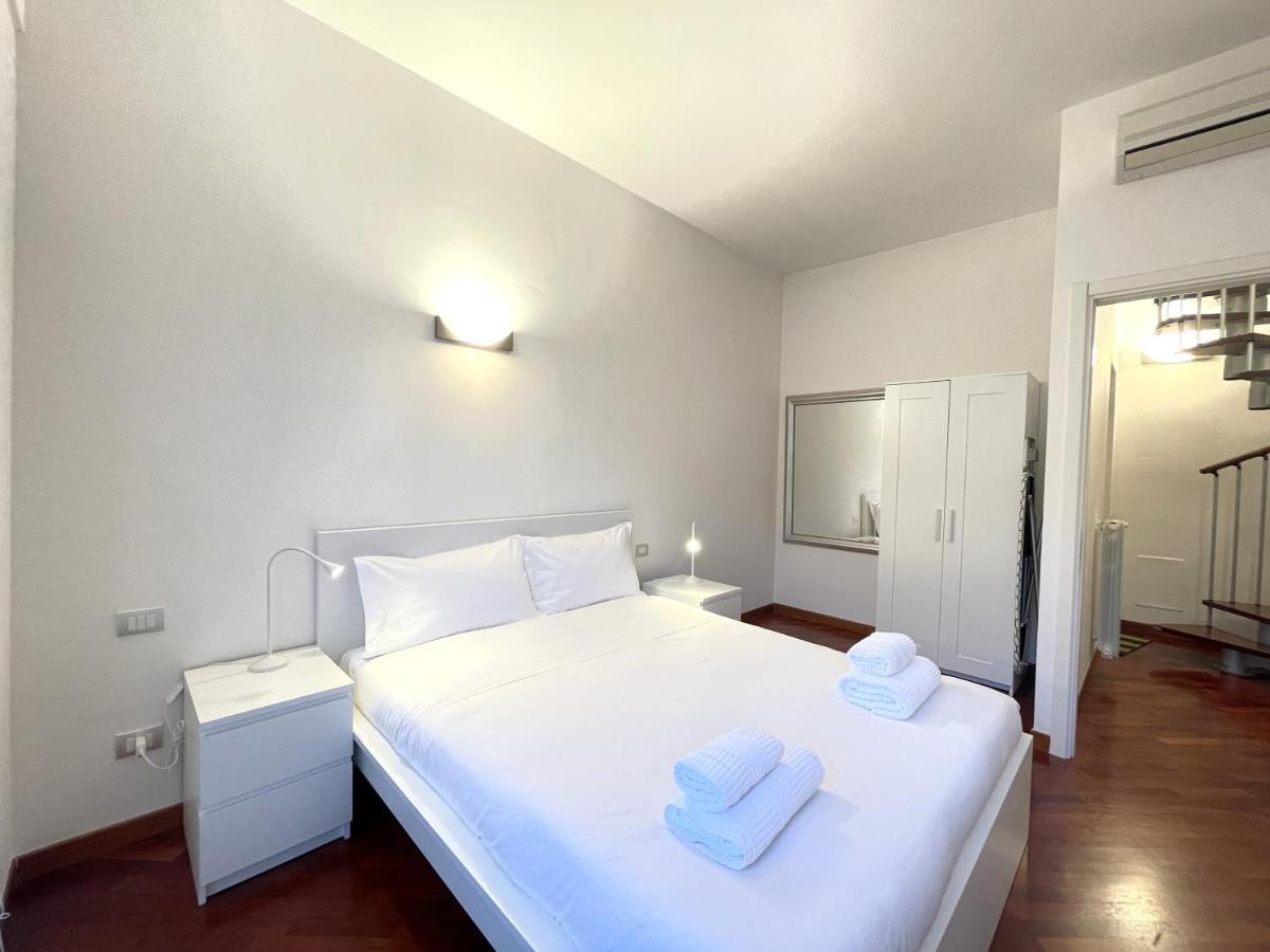Accomodo Mit48 Trivanotortona Apartment Milan Bagian luar foto