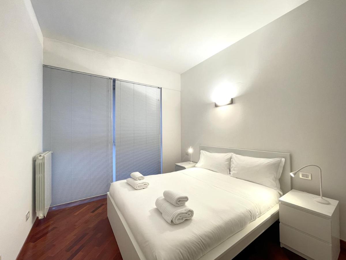 Accomodo Mit48 Trivanotortona Apartment Milan Bagian luar foto